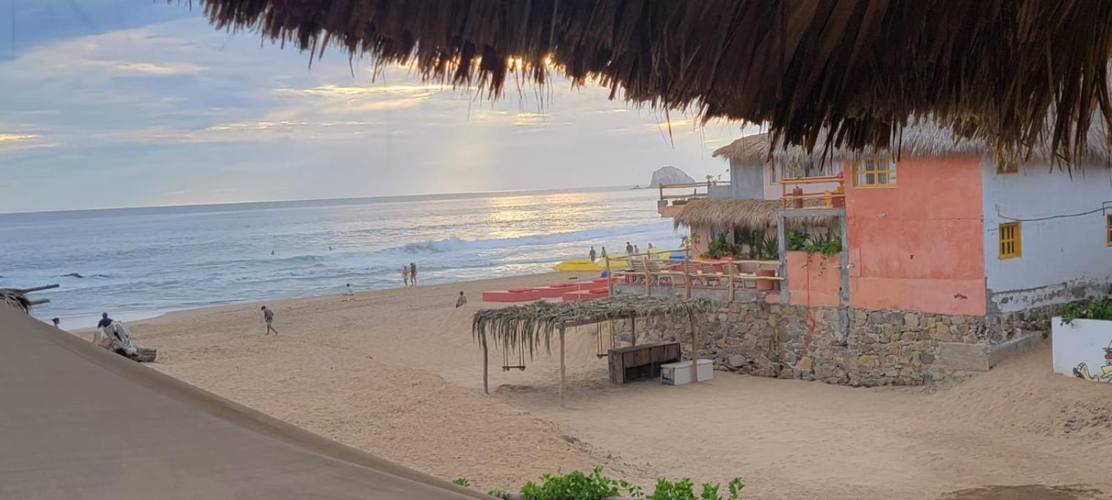 Restaurant Y Cabanas Chefy By Rotamundos Zipolite Eksteriør billede